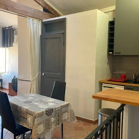 Apartment : Studio Vieux Chateau *