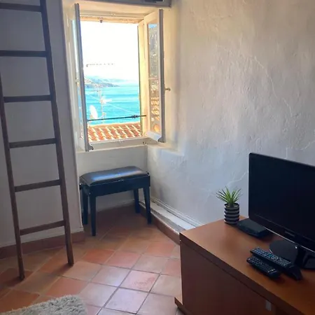 Apartment : Studio Vieux Chateau *